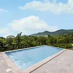 Stunning In *